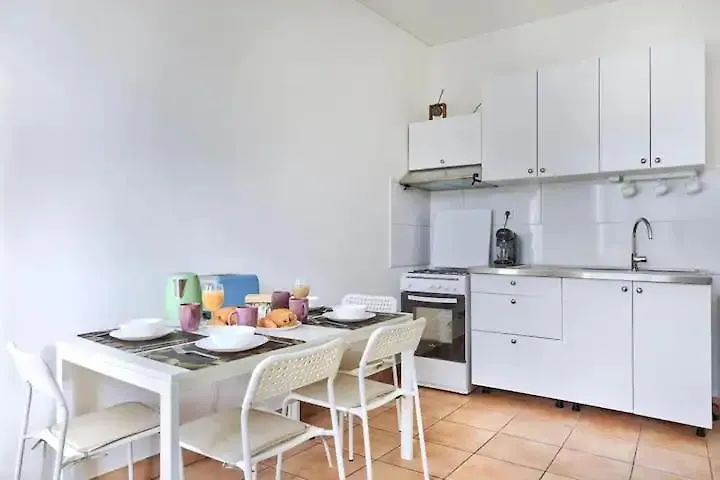 Appartement Beau Confort Saint-Fons 0*,